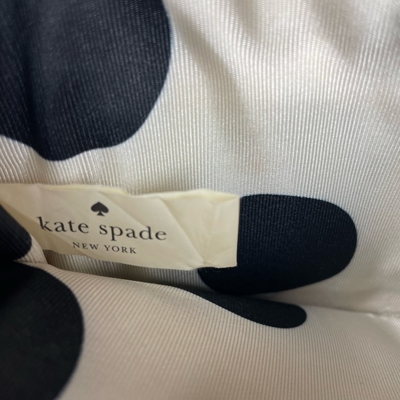 Kate Spade Cedar Street Slim Bee Salmon Saffiano Leather Wristlet - Picture 7 of 8